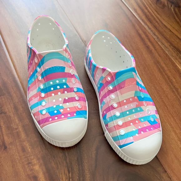 Natives shoes - Picture 2 of 6